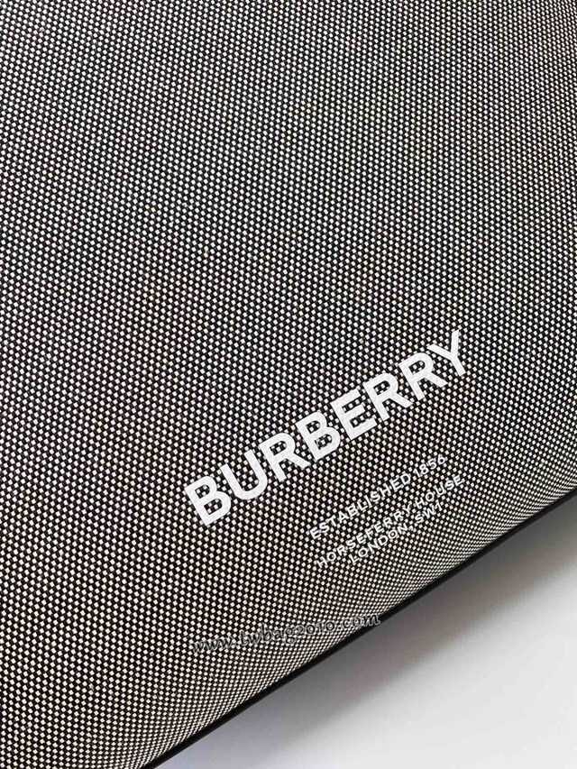 Burberry專門店新款男士托特包 巴寶莉棉質紗線條紋肩背帶手提肩背購物袋 yxb1382